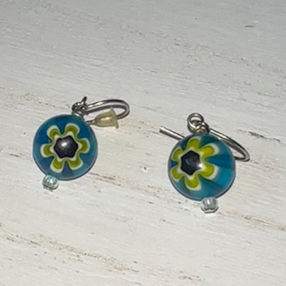 Floral Teal & Green Handblown Glass Earrings🌸 - Picture 3 of 4